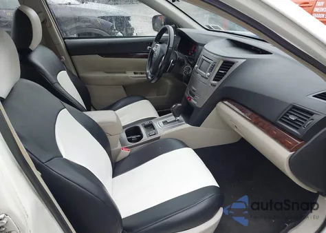 2013 Subaru Legacy 2.5I Limited из США, поврежденный, VIN 4S3BMBJ60D3028591